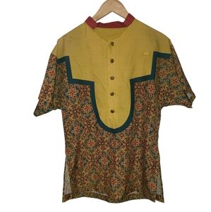 Disney Theme Park "Aladdin" Cast Member Shirt Women's Size 2XS